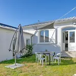 Maisons De Saint Guenole Tatil Evi *