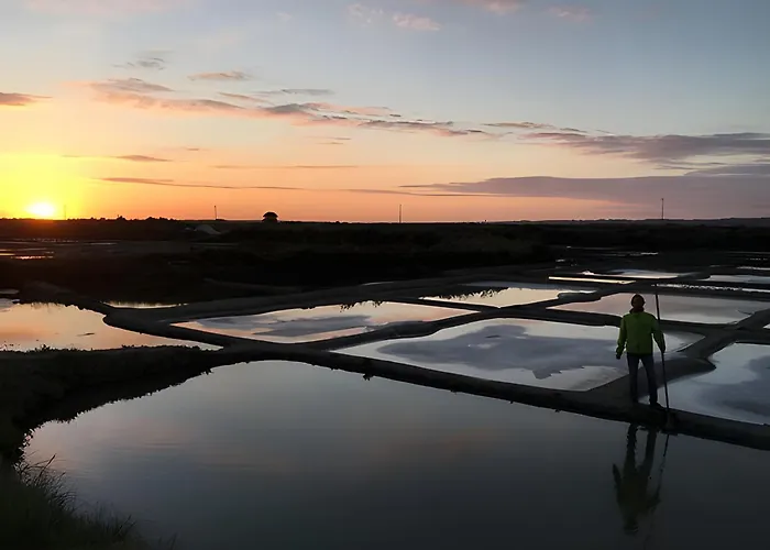 בית נופש Maisons De Saint Guenole *