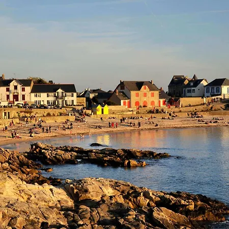 Holiday home Maisons De Saint Guenole *
