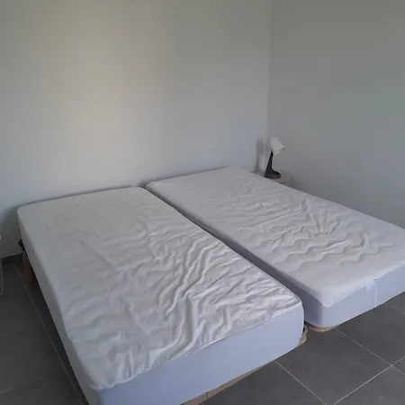 Holiday home Maisons De Saint Guenole