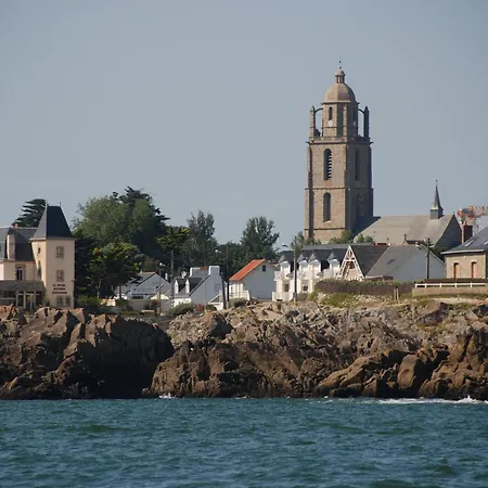Maisons De Saint Guenole Holiday home