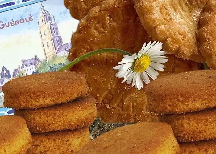 Maisons De Saint Guenole بيت للعطل *