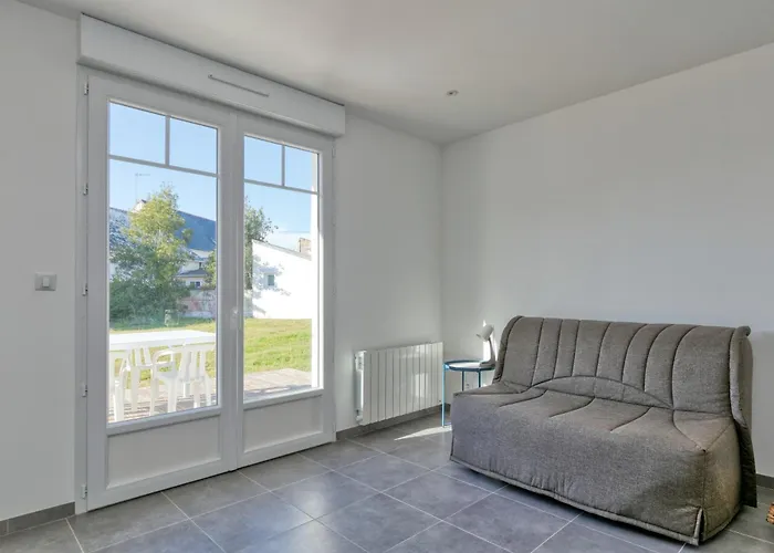 Maisons De Saint Guenole بيت للعطل *