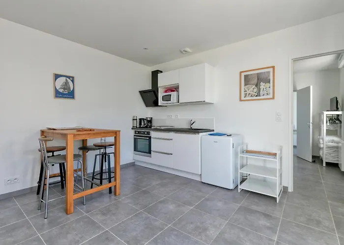 بيت للعطل Maisons De Saint Guenole *